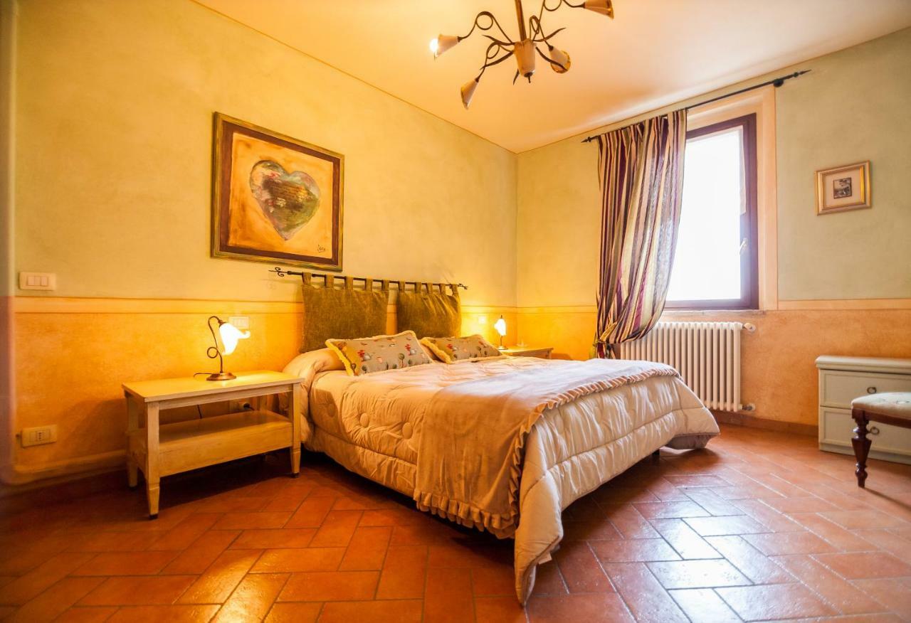 Agriturismo Corte Ghiara Hotel Fontanellato Exterior foto